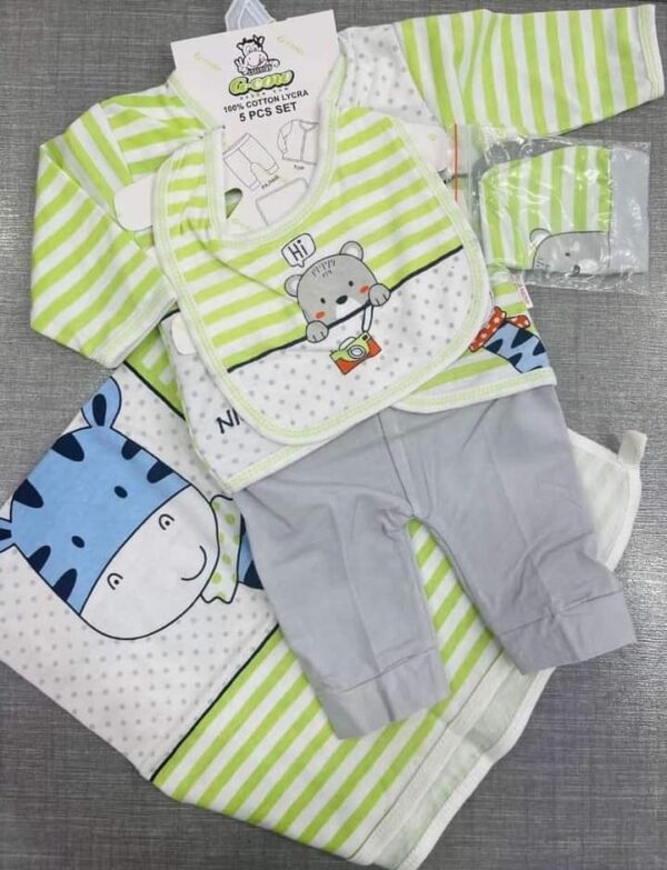 The Newborn Set of 5 Pcs